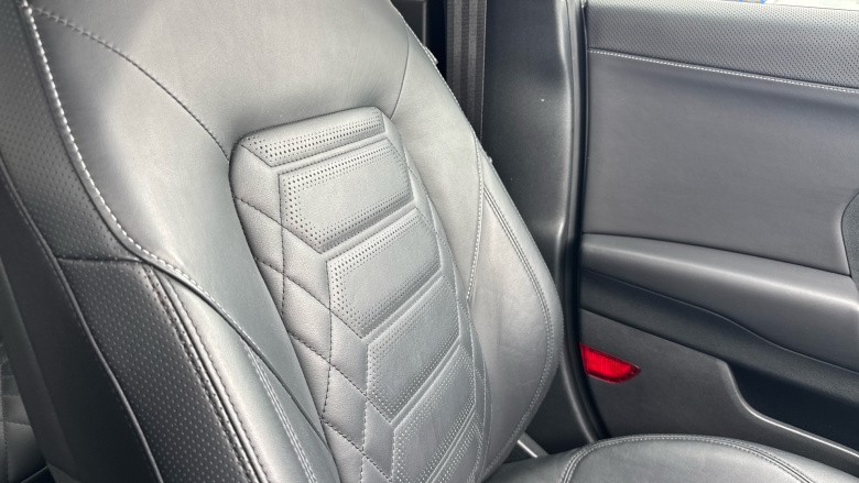 Ford Puma 1.0 EcoBoost Hybrid mHEV ST-Line Vignale 5dr Petrol Hatchback